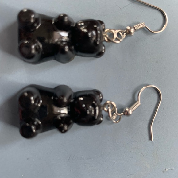 Hand crafted Gummy bear resin earrings. - Picture 7 of 9